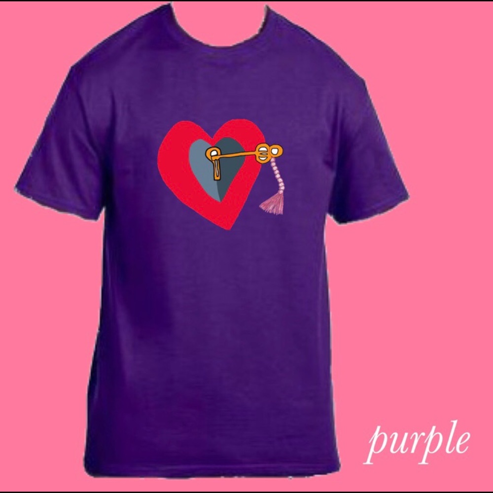 Fashion Custom Handmade Heart Keyed In T-shirts - Picture 11 of 11